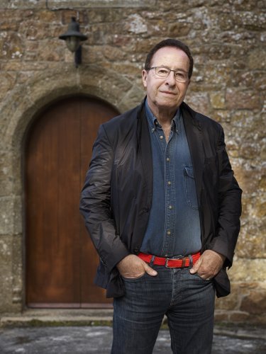 peter-james-foto-suki-dhanda-1.jpg
