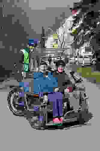 5.-seniorer-pa-cykeltur.-foto-matias-uusikyla.jpg