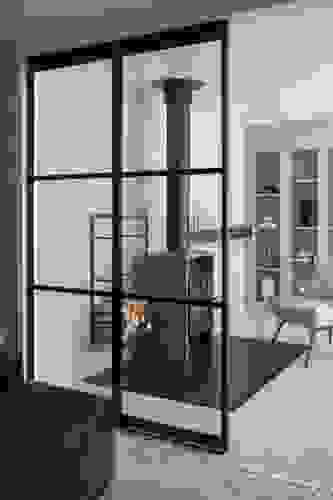 mirror-line-industrivagg-i-klart-glas.jpg