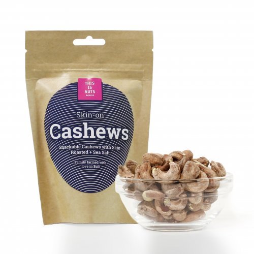 skin-on-cashews-roasted-sea-salt-isolated.jpg