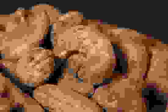 skin-on-cashews-garlic-pepper.jpg